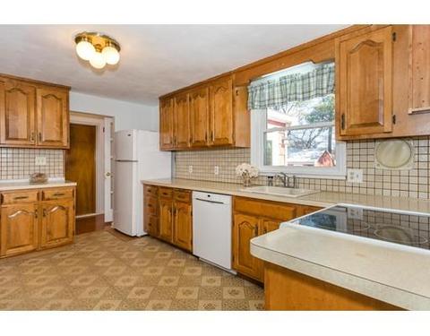 34 Wentworth Rd, Canton, MA 02021 photo 5