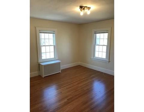 45 Bronson Ter, Springfield, MA 01108 photo 17