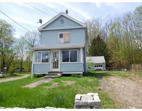 21 Pomeroy Ter, Russell, MA 01071 photo 1
