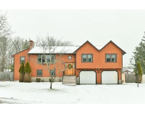 9 Coach Ln, Dedham, MA 02026 photo 1