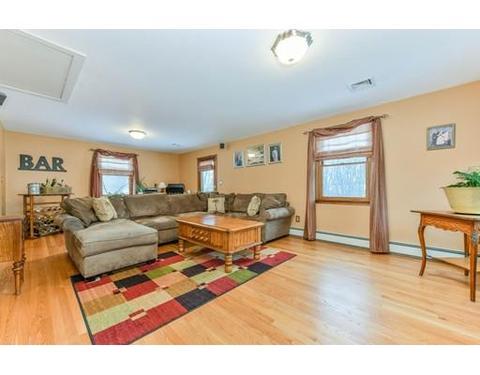 9 Coach Ln, Dedham, MA 02026 photo 5