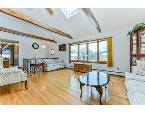 9 Coach Ln, Dedham, MA 02026 photo 3