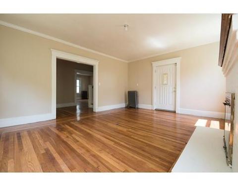 30 Kimberly Ave, Springfield, MA 01108 photo 5