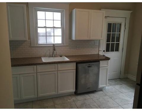 30 Kimberly Ave, Springfield, MA 01108 photo 12