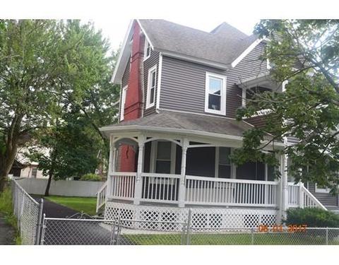46 Wellesley St, Springfield, MA 01109 photo 5