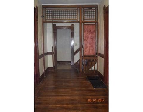 46 Wellesley St, Springfield, MA 01109 photo 9
