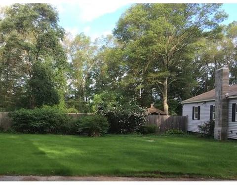 34 Thornton Rd, Mansfield, MA 02048 photo 2