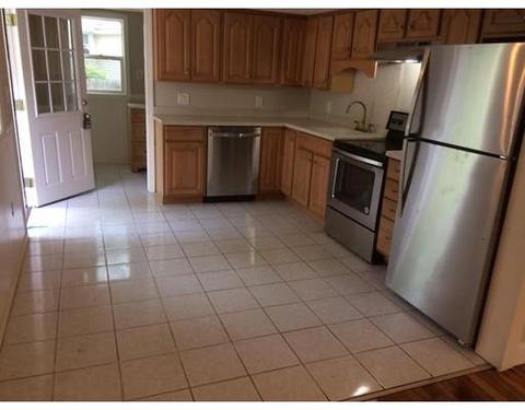 34 Thornton Rd, Mansfield, MA 02048 photo 10