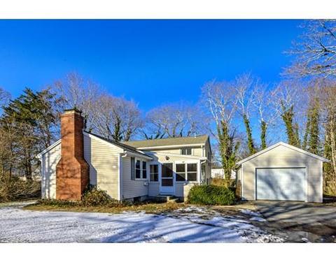 48 Lantern Ln, Barnstable, MA 02601 photo 2