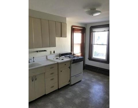 141 Middlesex St, Fall River, MA 02723 photo 13