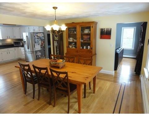 49 Tyler Rd, Townsend, MA 01469 photo 4