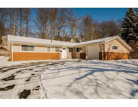 65 Barry Rd, Worcester, MA 01609 photo 1
