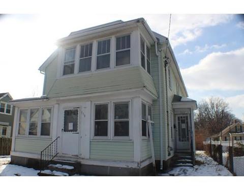 558 Newbury St, Springfield, MA 01104 photo 2