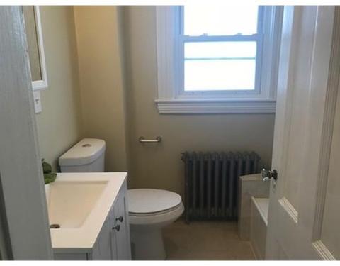 965 Plymouth Ave, Fall River, MA 02724 photo 6
