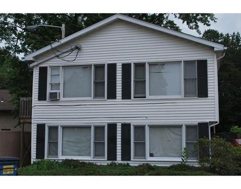 735 James St, Chicopee, MA 01020 photo 3