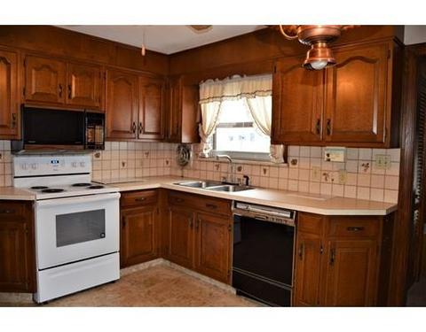 210 Moore St, Chicopee, MA 01013 photo 6