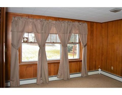 210 Moore St, Chicopee, MA 01013 photo 4