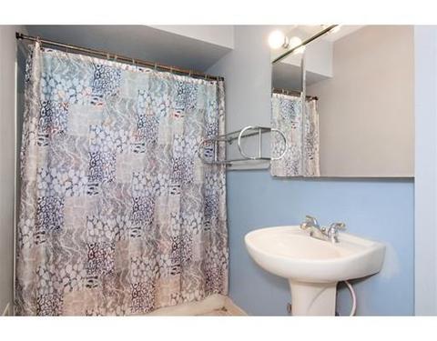 38 Virginia St, Springfield, MA 01108 photo 15