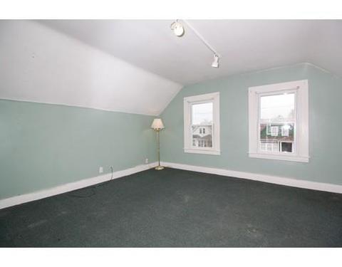 38 Virginia St, Springfield, MA 01108 photo 17