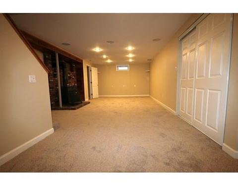 250 Moore St, Chicopee, MA 01013 photo 14