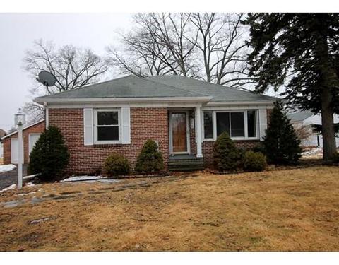 250 Moore St, Chicopee, MA 01013 photo 1