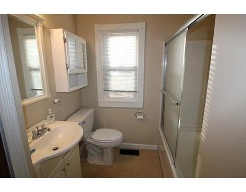 250 Moore St, Chicopee, MA 01013 photo 10