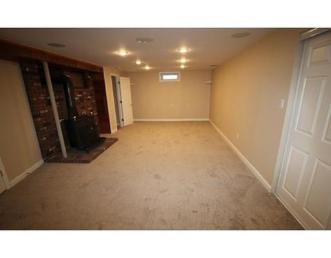 250 Moore St, Chicopee, MA 01013 photo 15