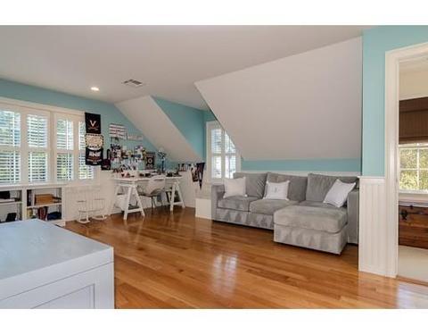 19 Pine Plain Rd, Wellesley, MA 02481 photo 17