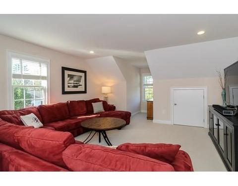 19 Pine Plain Rd, Wellesley, MA 02481 photo 18