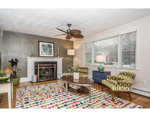 35 Glenmere Cir, Reading, MA 01867 photo 2