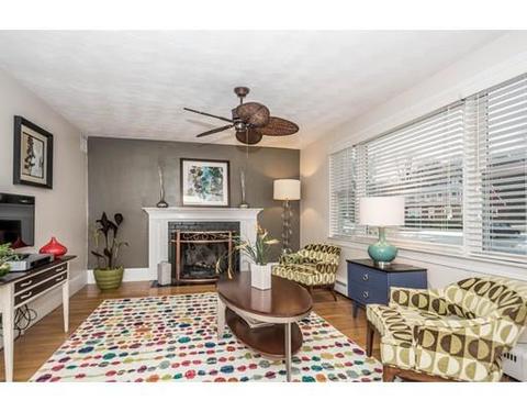 35 Glenmere Cir, Reading, MA 01867 photo 3