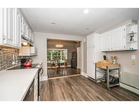 35 Glenmere Cir, Reading, MA 01867 photo 10