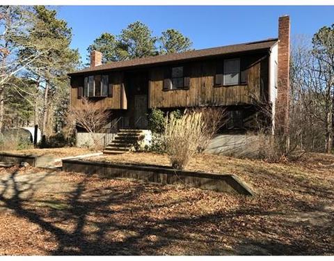 78 Cromesett Rd, Wareham, MA 02571 photo 1