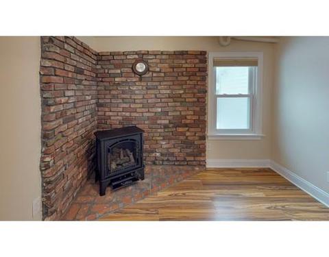 64 Coleman St, Springfield, MA 01109 photo 12