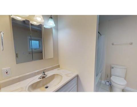 64 Coleman St, Springfield, MA 01109 photo 24