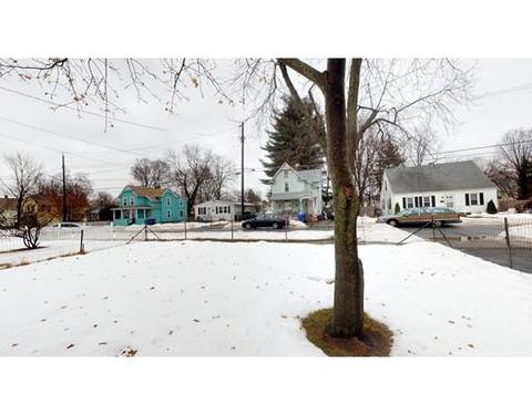 64 Coleman St, Springfield, MA 01109 photo 5
