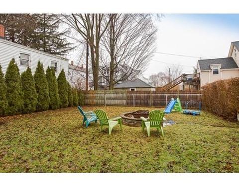 23 Charnock St, Beverly, MA 01915 photo 13