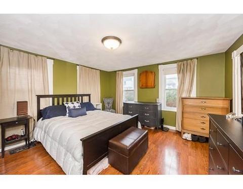 23 Charnock St, Beverly, MA 01915 photo 4