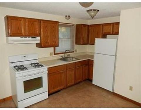 88 Beverly Ln, Springfield, MA 01151 photo 2
