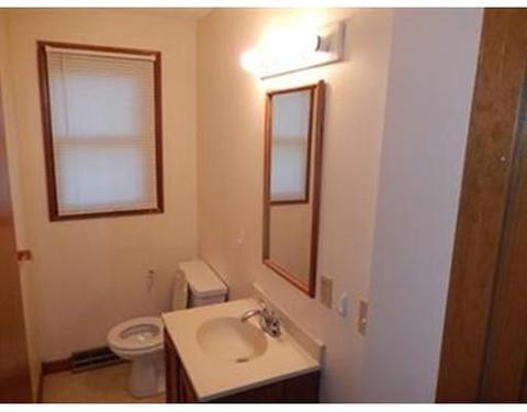 88 Beverly Ln, Springfield, MA 01151 photo 6