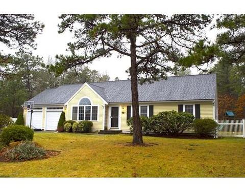 22 Grant Breen Dr, Mashpee, MA 02649 photo 1