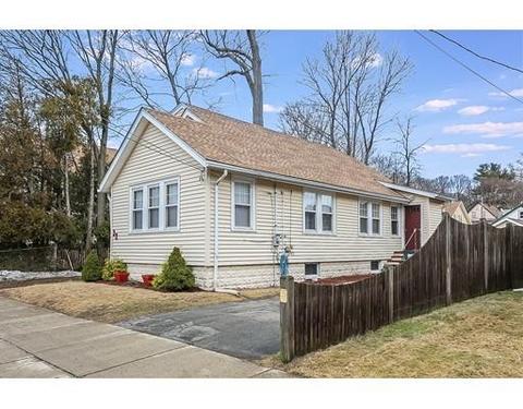 32 Avon St, Saugus, MA 01906 photo 25