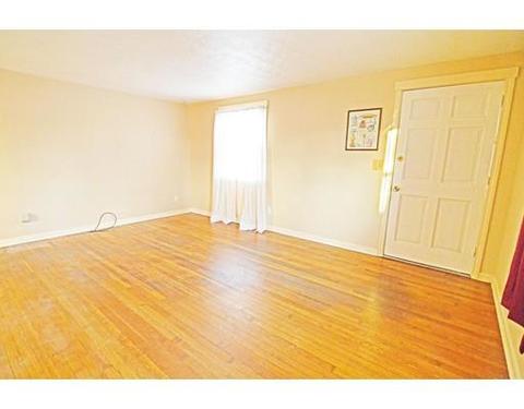 152 Newhouse St, Springfield, MA 01118 photo 6