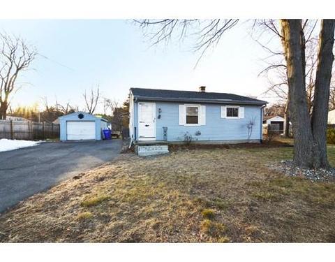 152 Newhouse St, Springfield, MA 01118 photo 1