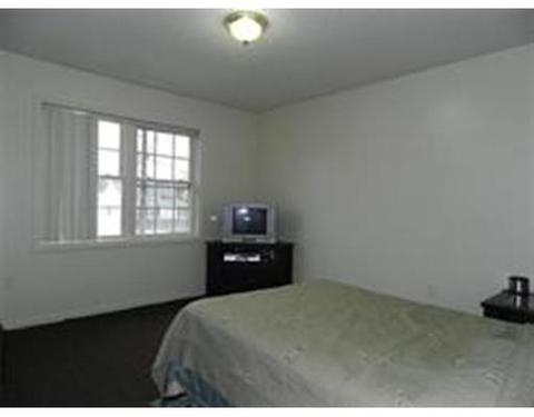 53 Martha St, Springfield, MA 01151 photo 6