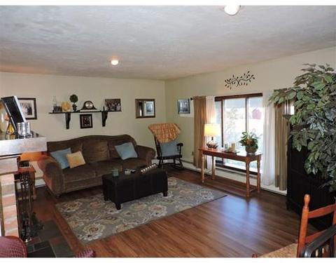 9 Asselin Ave, Webster, MA 01570 photo 10