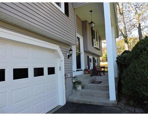 9 Asselin Ave, Webster, MA 01570 photo 3