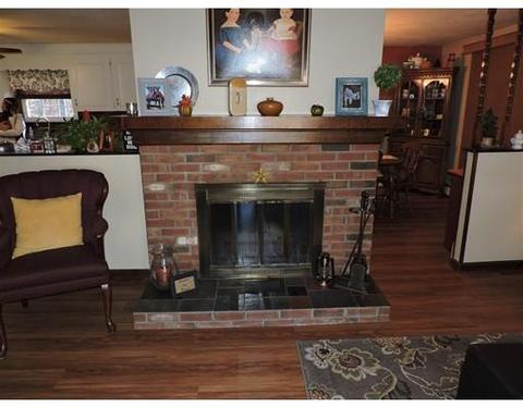 9 Asselin Ave, Webster, MA 01570 photo 13