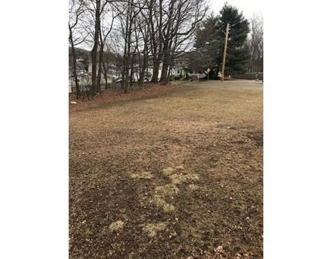 14 Prince Pl, Danvers, MA 01923 photo 3