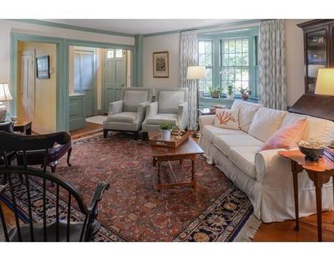 7 Nicholson St, Marblehead, MA 01945 photo 7